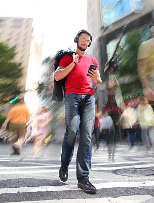 headphones-04.jpg