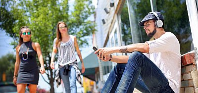 headphones-08.jpg